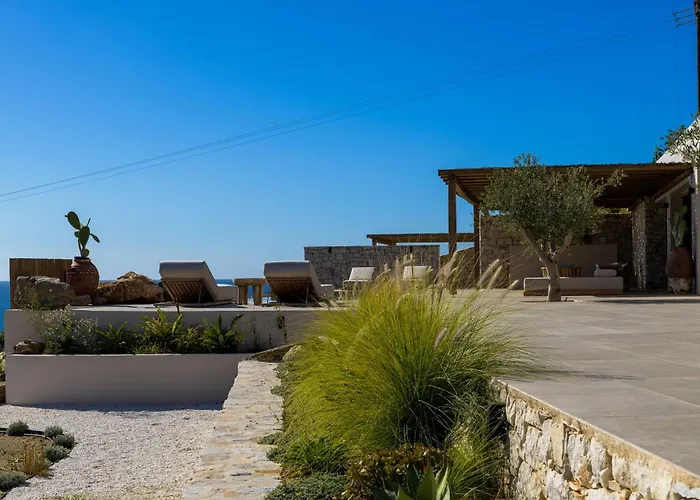 Noema Βίλα Αγιασσός