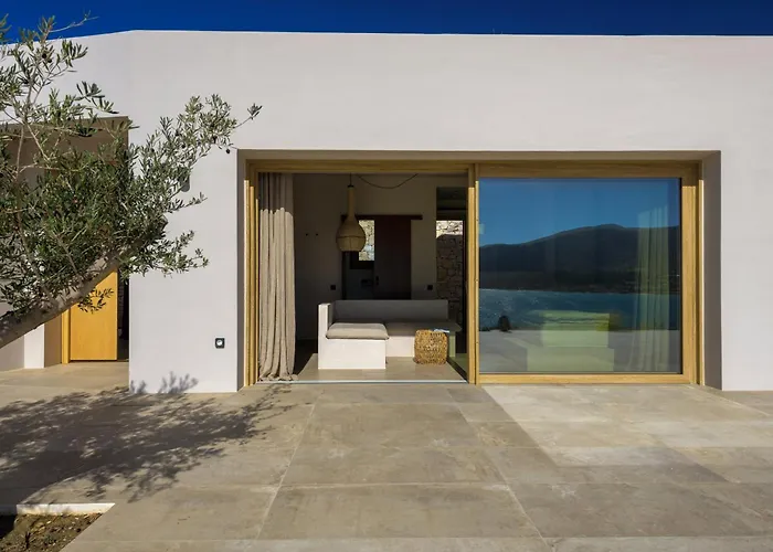 Noema * Αγιασσός